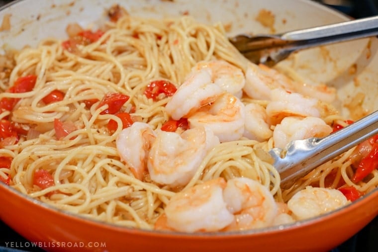 Garlic Shrimp and Tomato Shrimp Pasta