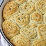 A close up of dinner rolls