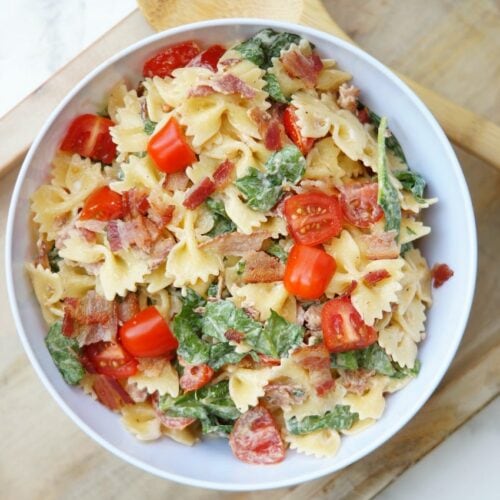 Easy BLT Pasta Salad with Spinach and Ranch Dressing