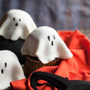 Chocolate mug cake ghost cakes are fun and fast. Make a batch with your little ghosts and goblins!