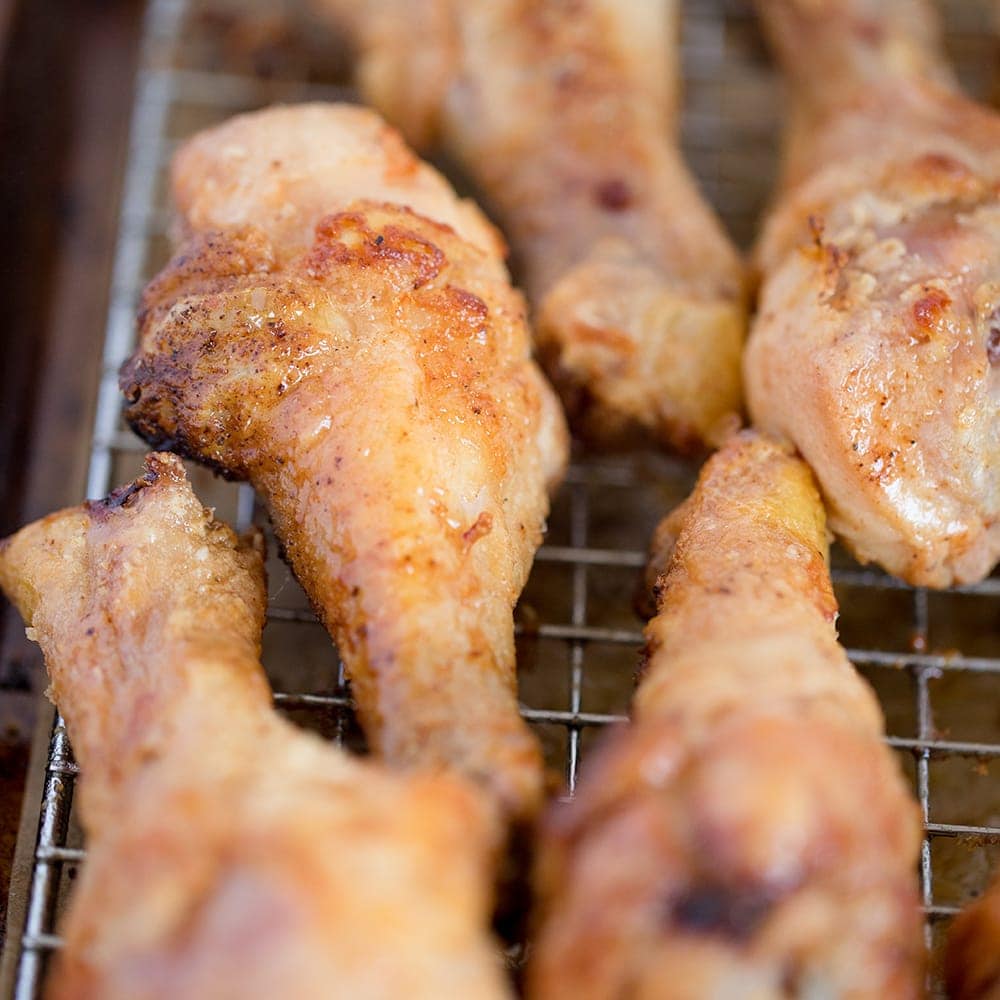Easy Crispy Oven Baked Chicken Drumsticks Bake Chicken In The Oven
