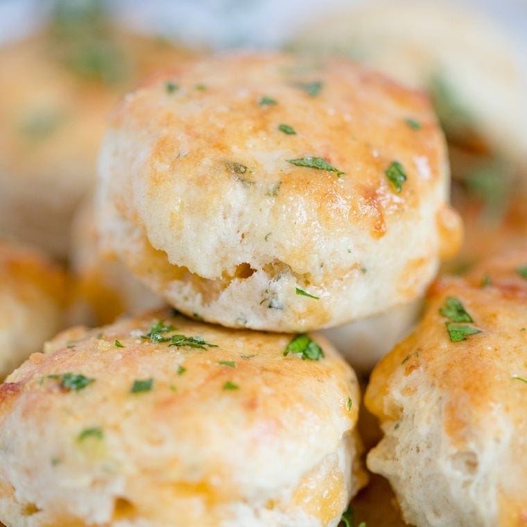 Homemade Biscuit Recipe with Cheddar, Garlic & Thyme