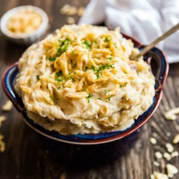 French Onion Mashed Potatoes add a savory spin to a classic holiday side dish! Your family will be fight for seconds!