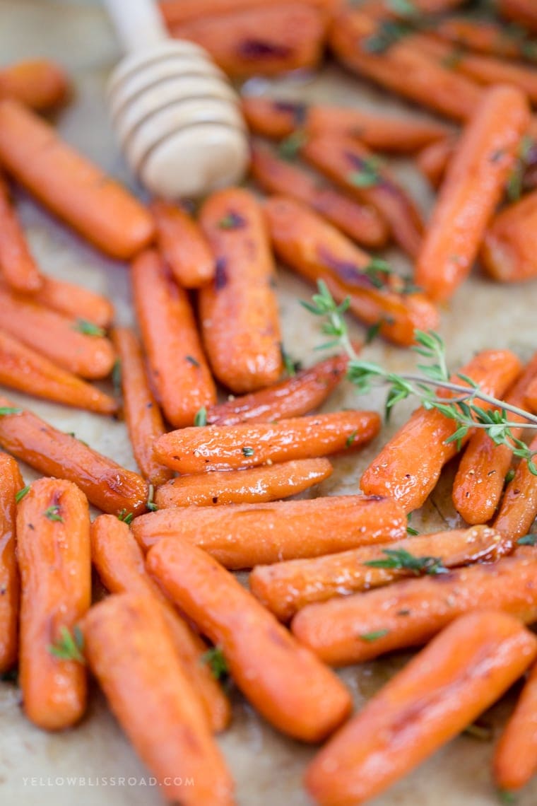 Roasted Carrots with Honey Butter and Thyme