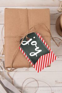 Free Printable Mix & Match Christmas Gift Tags
