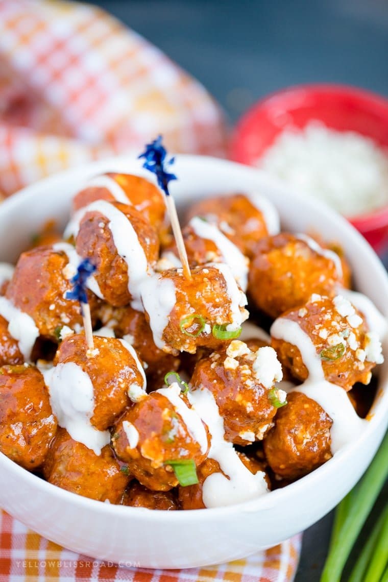 Buffalo Ranch Meatballs | Easy to make party appetizer