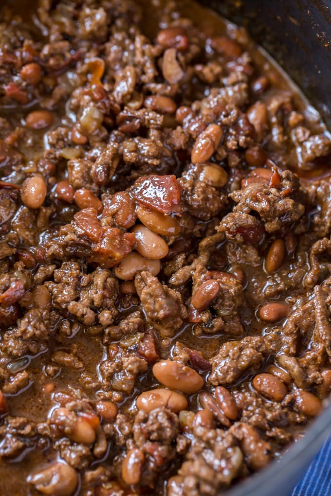 a pot of healthy turkey chili