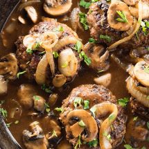 Easy Chopped Steaks with Gravy
