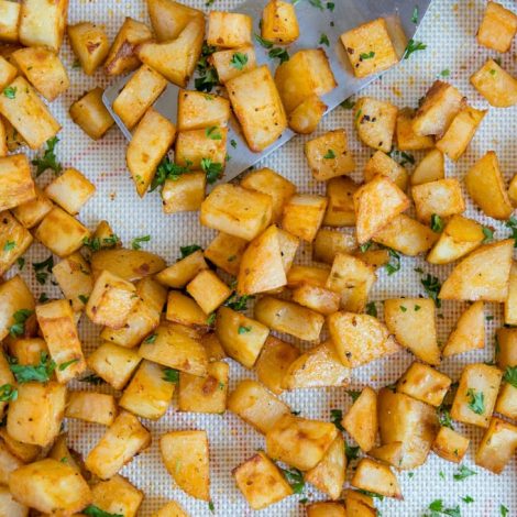 Easy Breakfast Potatoes | Crispy on the Outside, Fluffy on the Inside