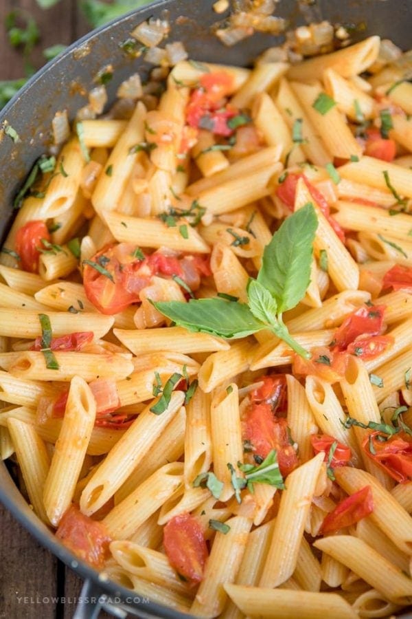 Tomato Basil Pasta | Easy Penne Pasta Recipe for Lunch or Dinner