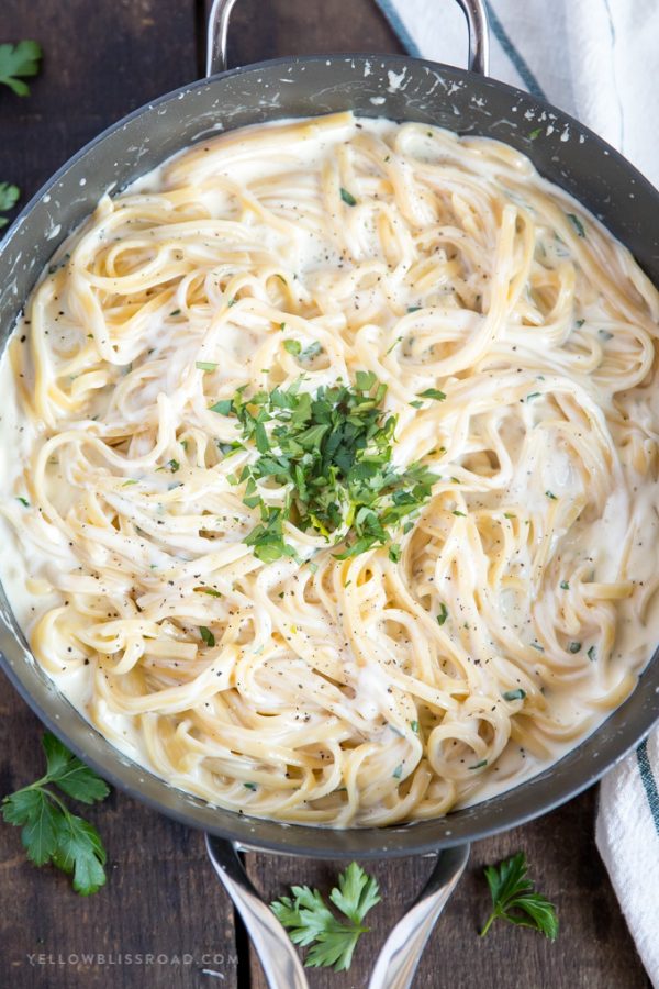 Best Homemade Alfredo Sauce Recipe | YellowBlissRoad.com