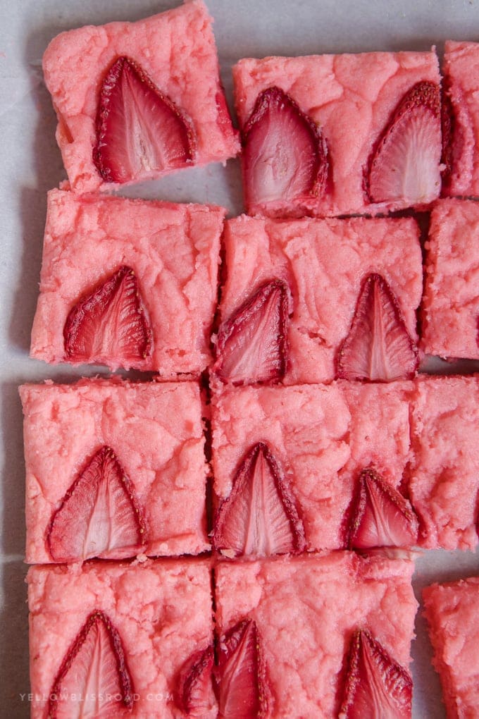 Strawberry Brownies with Fresh Strawberries