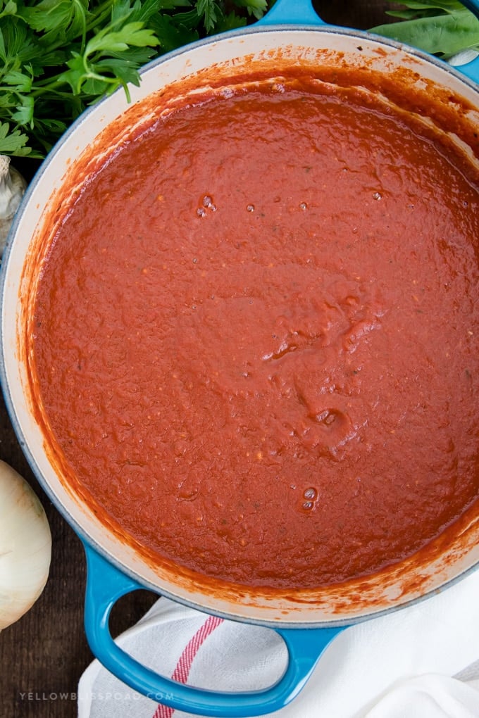 A big pot of Easy Homemade Spaghetti Sauce