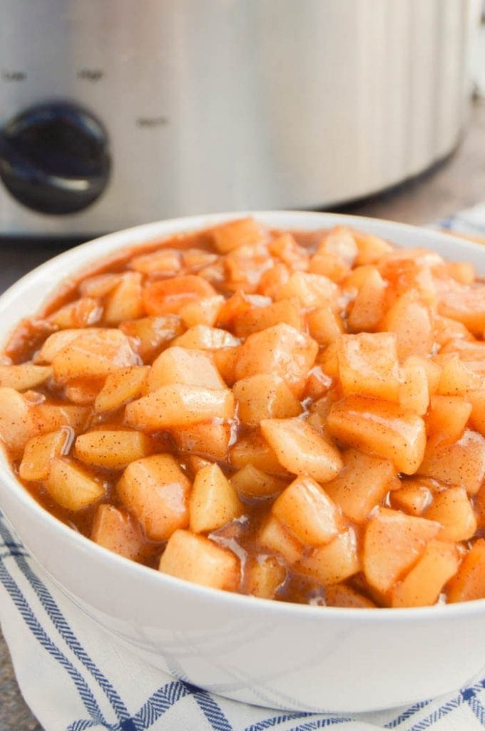 Slow Cooker Apple Pie Filling in a bowl