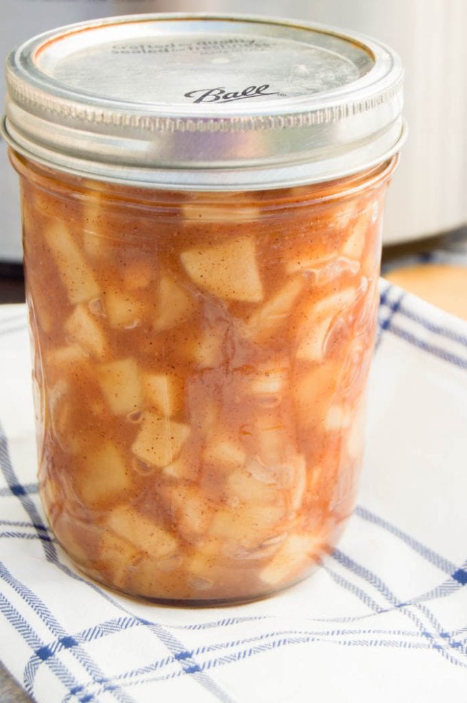 Slow Cooker Apple Pie Filling in a mason jar