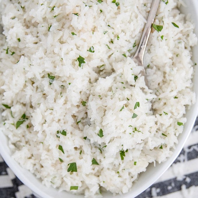 Easy Coconut Rice (Rice Cooker or Stovetop)