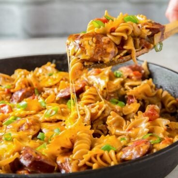 Pan filled with Pasta and Sausage