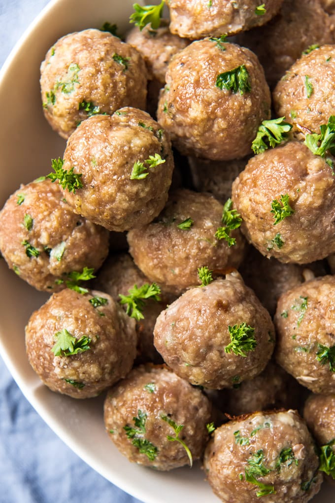 A close up of a bowl of turkey meatballs