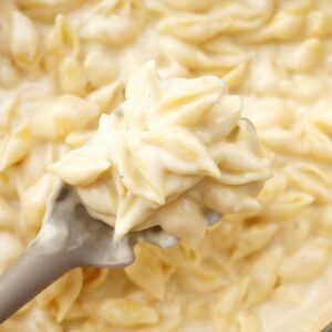 A close up of macaroni and cheese