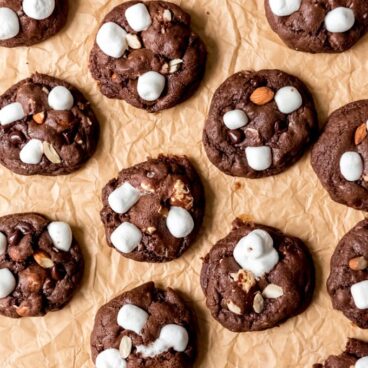 sheet pan with rocky road cookies