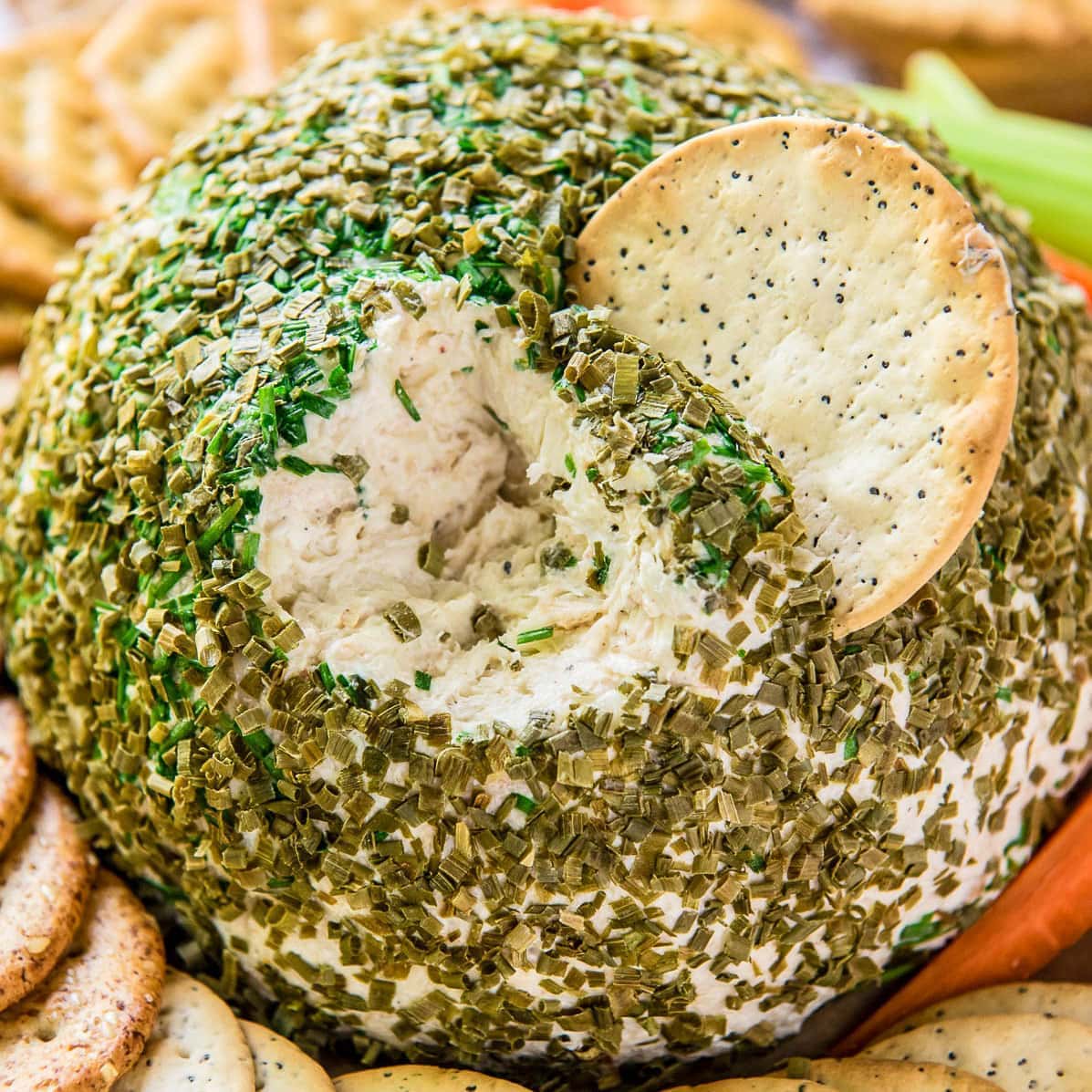 Easy Crab Dip Cheese Ball
