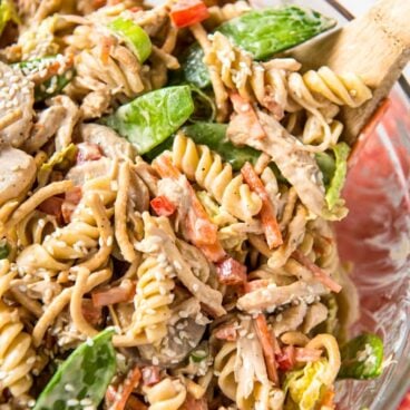 A dish filled with chicken and pasta