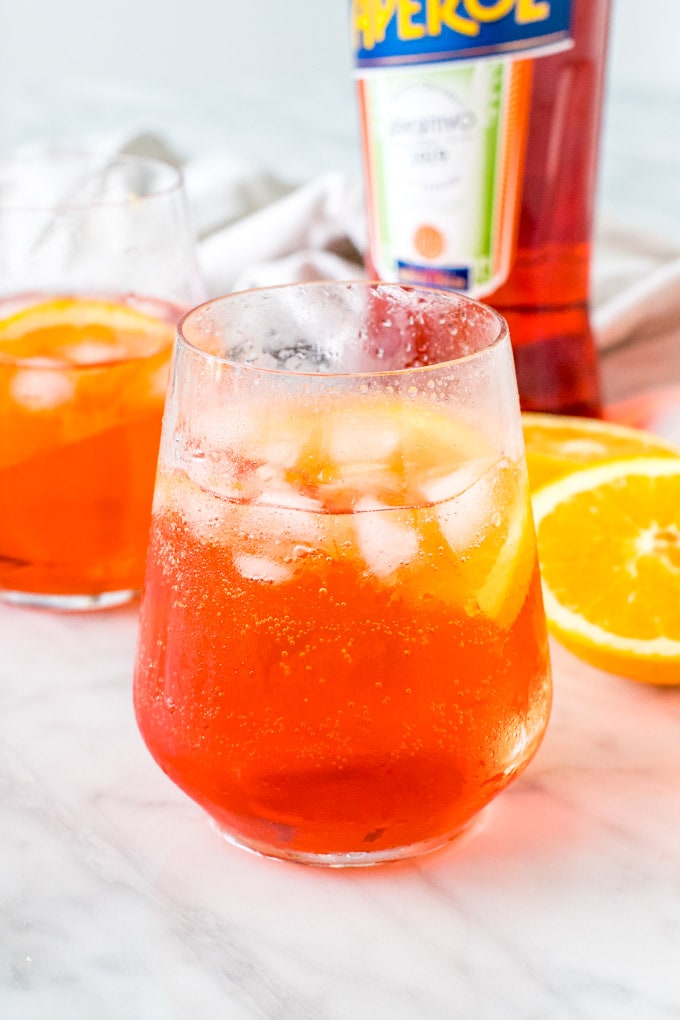 Refresh Yourself With This Great Aperol Spritz