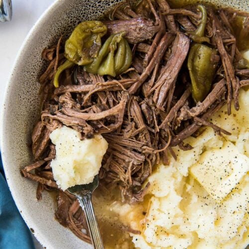 https://www.yellowblissroad.com/wp-content/uploads/2020/08/Slow-Cooker-Spicy-Top-Round-Roast-social-500x500.jpg