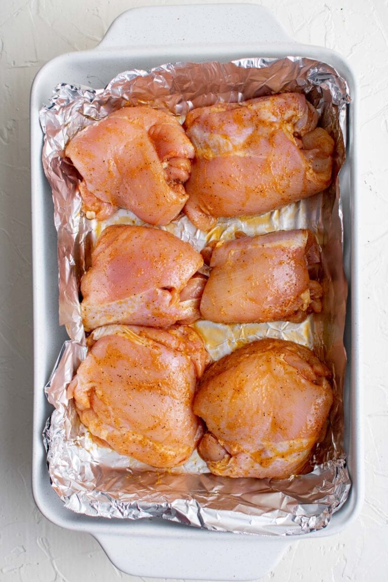 Baked Boneless Chicken Thighs | YellowBlissRoad.com