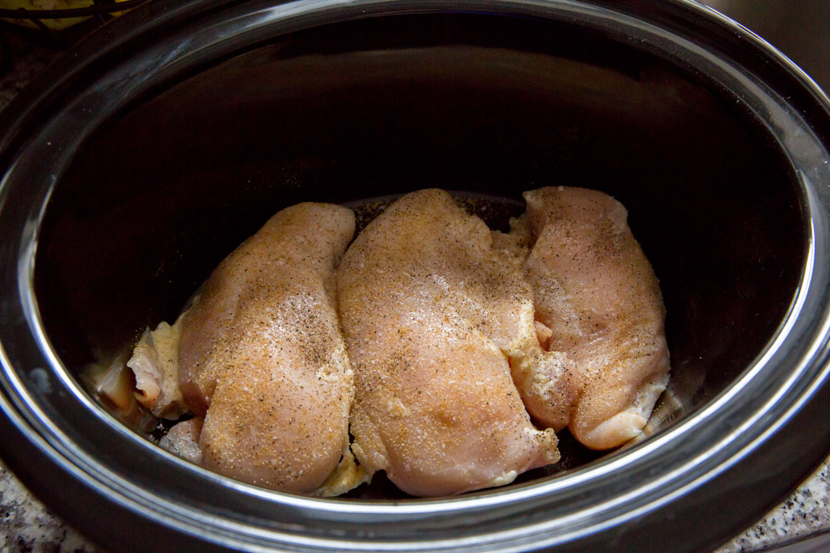 chicken breasts in a slow cooker