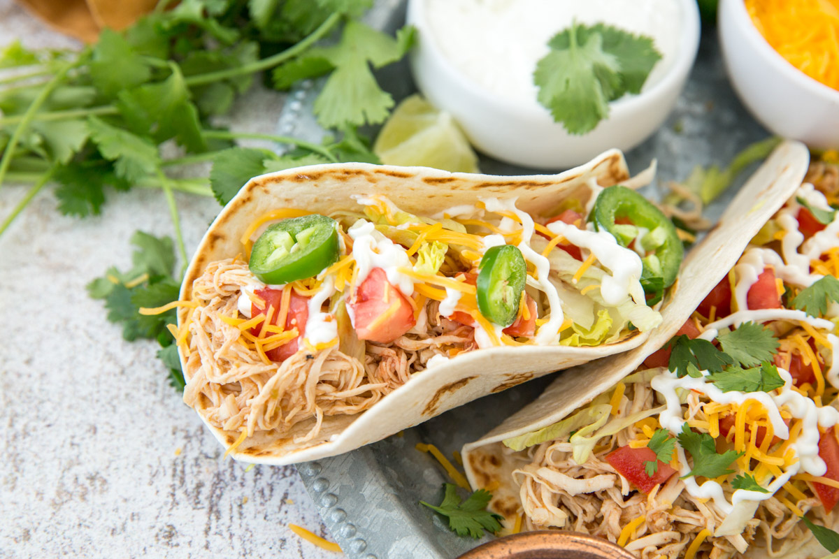 Easy Crockpot Chicken Tacos | YellowBlissRoad.com