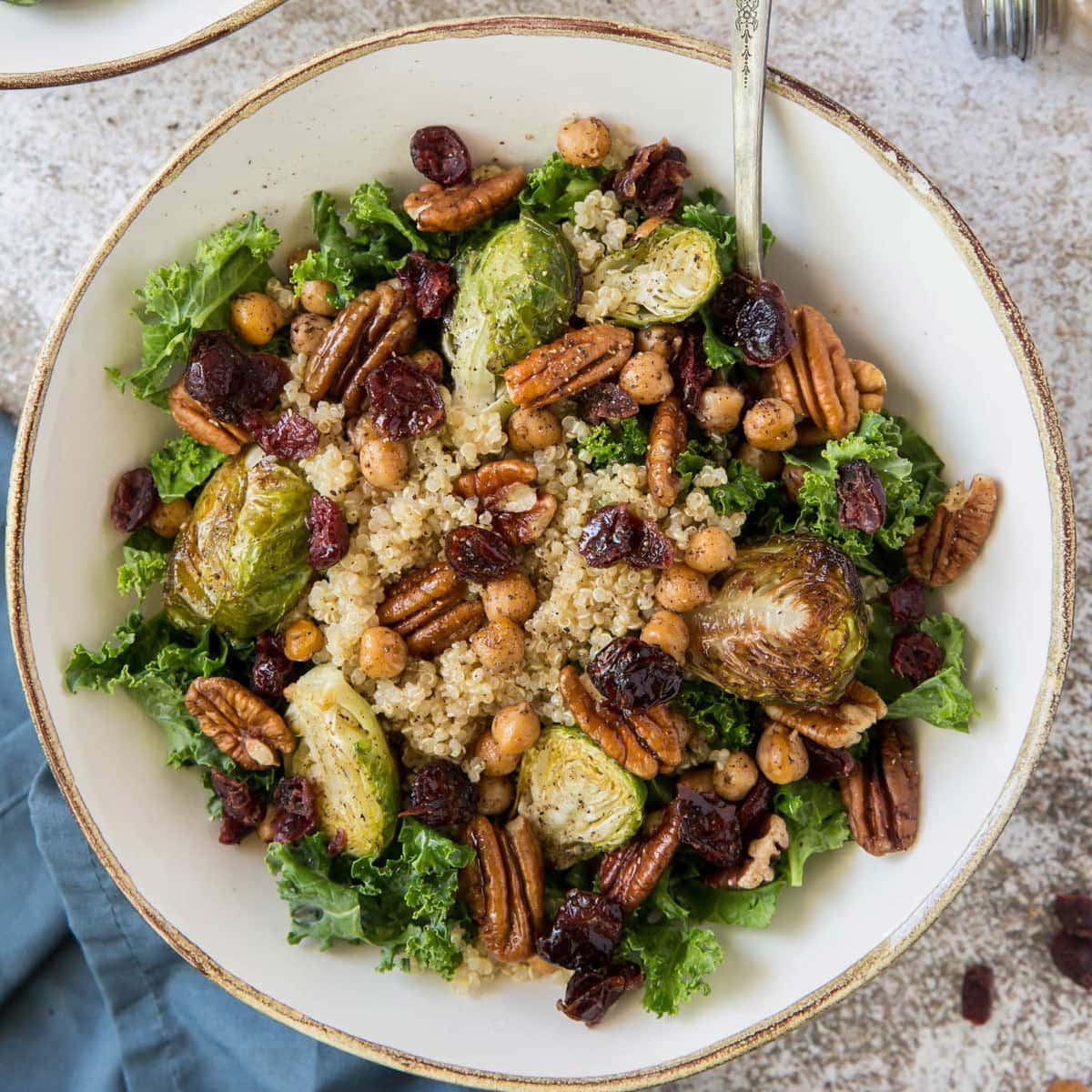 Kale Salad with Quinoa and Chickpeas