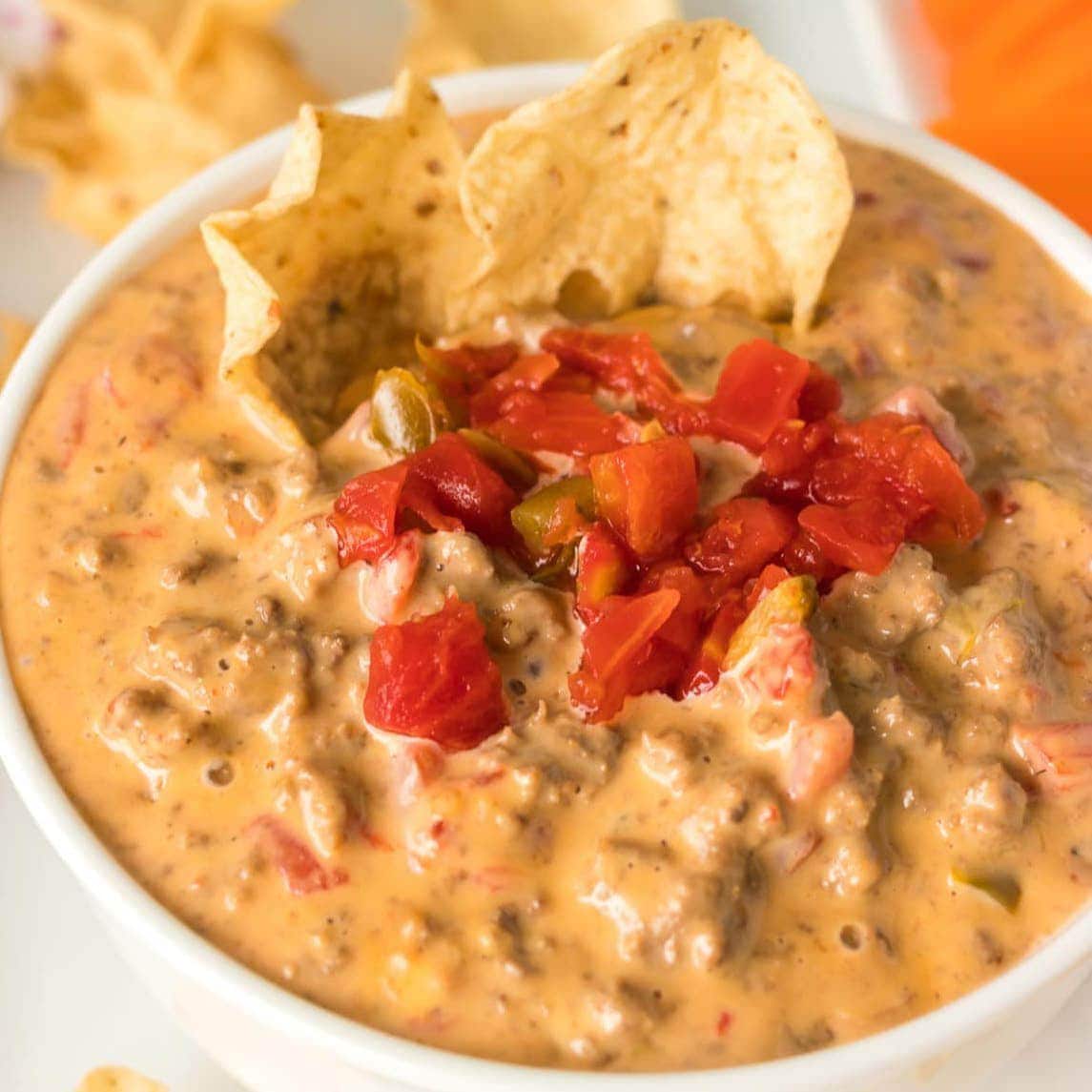 Easy 3-Ingredient Rotel Dip