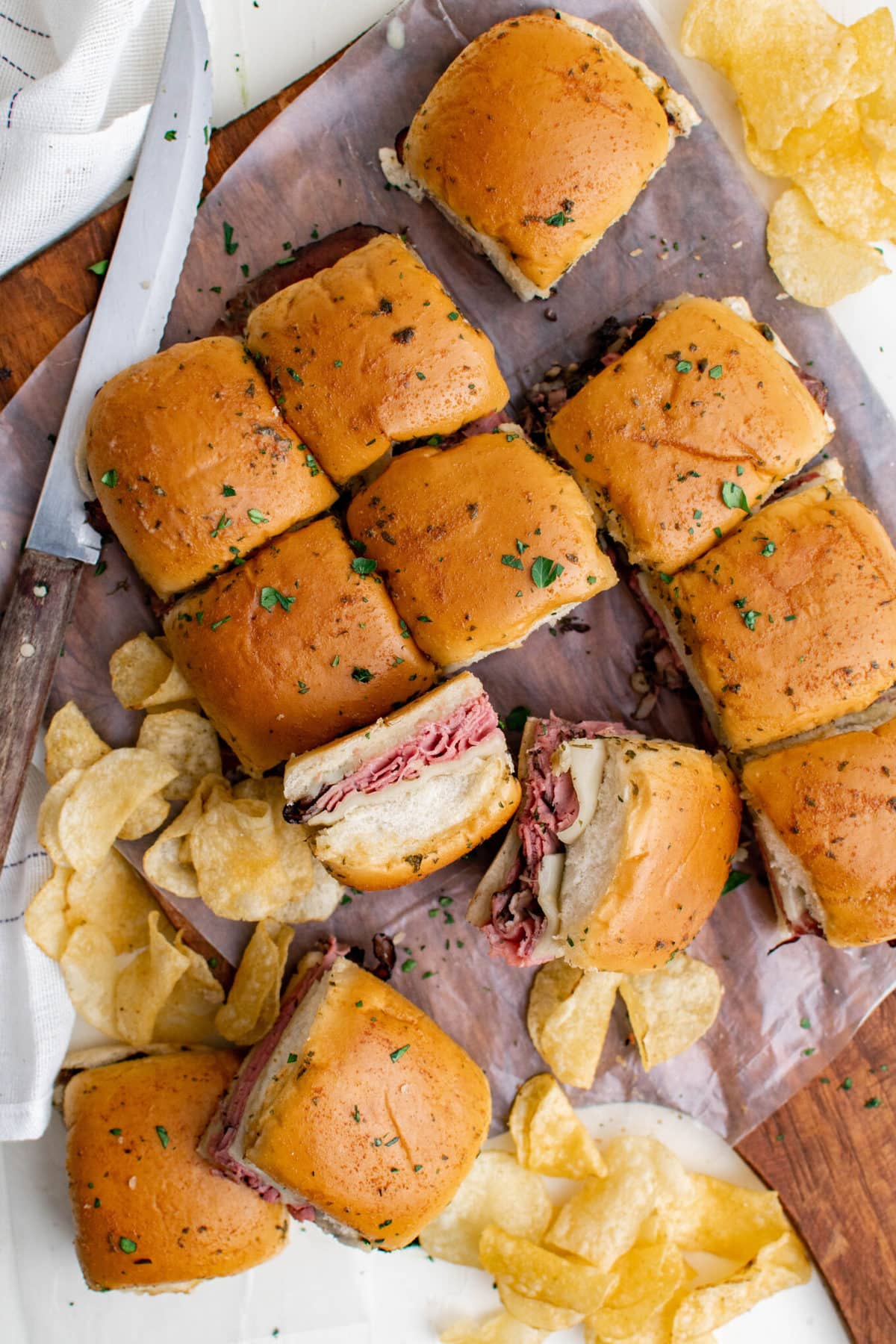 Easy Baked Roast Beef Sliders