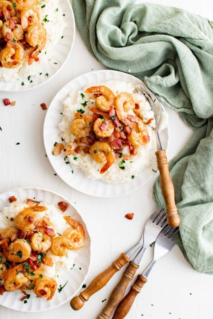 Southern Style Shrimp and Grits - Yellow Bliss Road