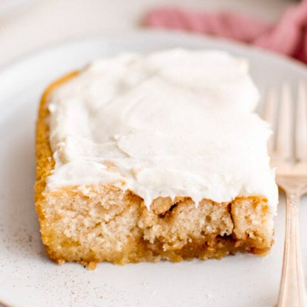 Cinnamon Roll Cake