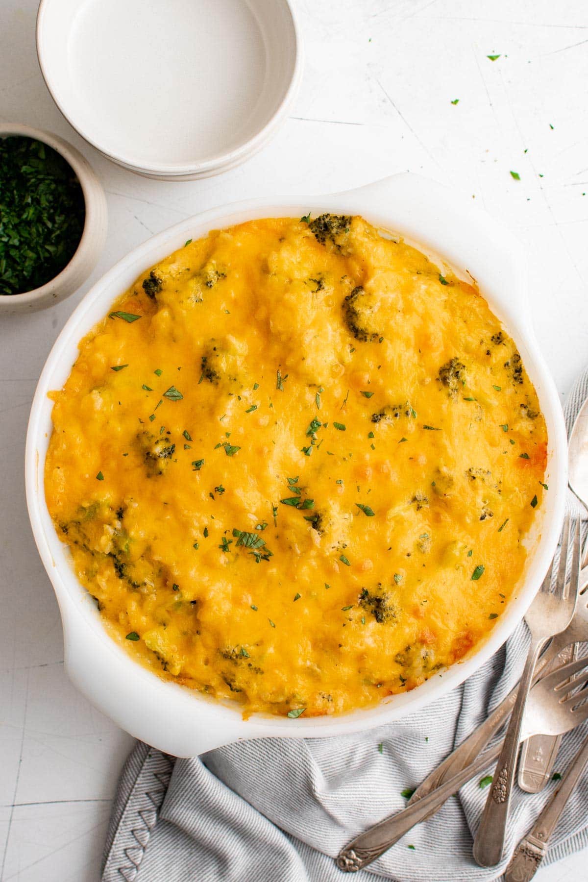 baked cheesy rice broccoli casserole