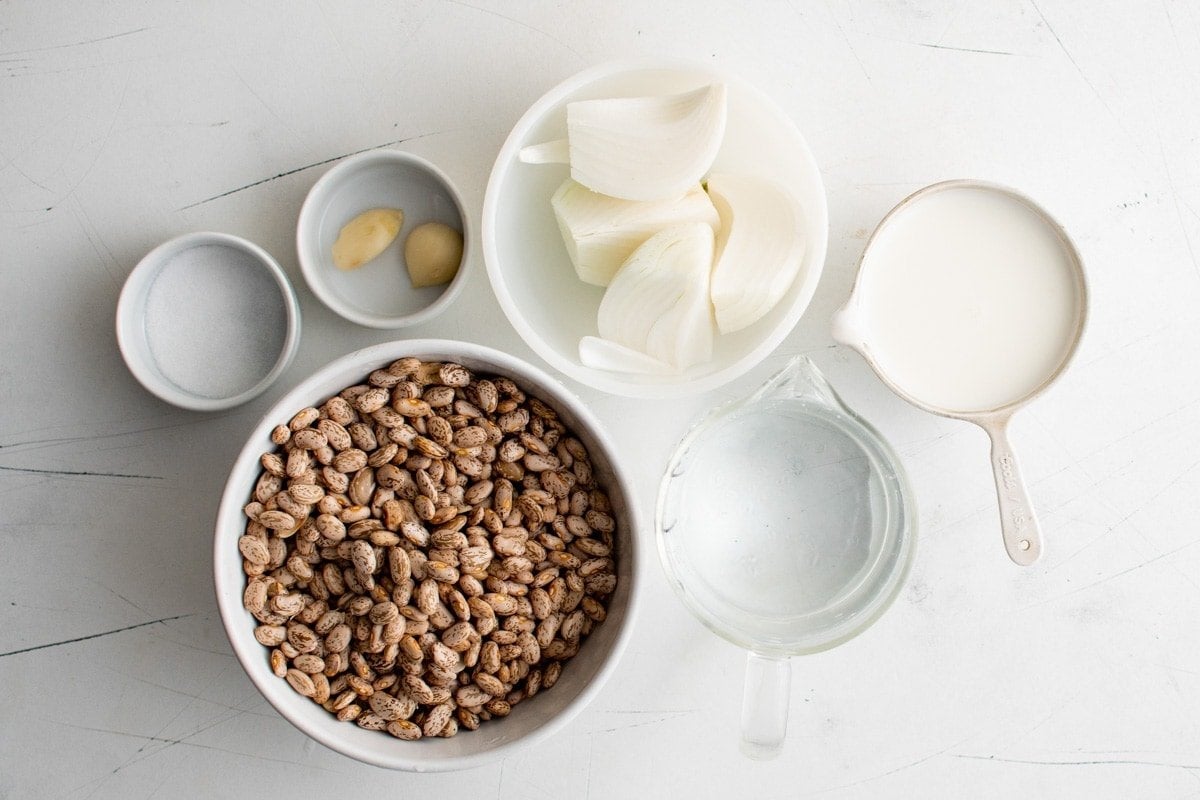 ingredients to make refried beans