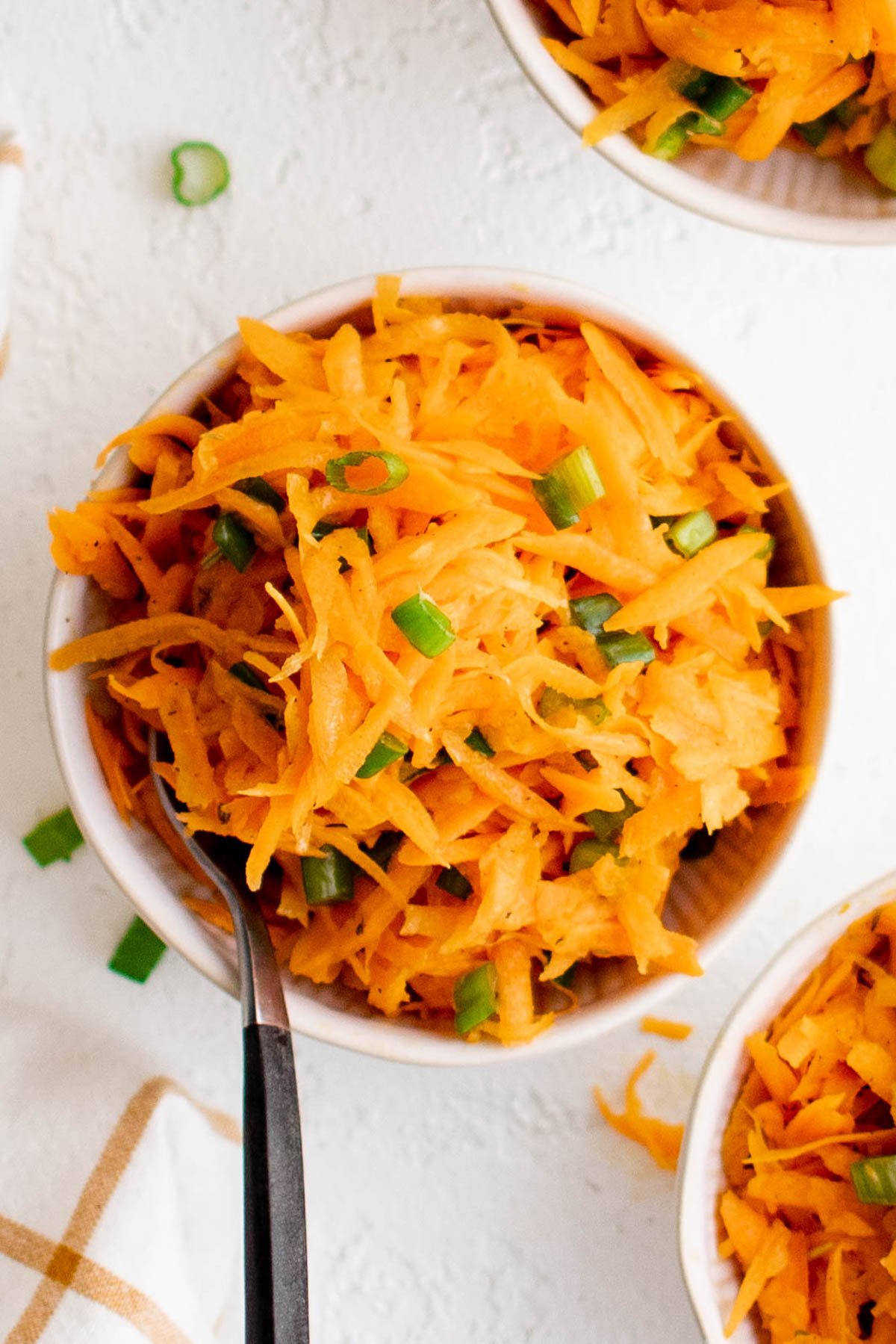 https://www.yellowblissroad.com/wp-content/uploads/2023/02/Carrot-Salad-10.jpg