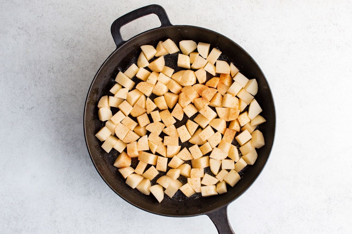 Crispy Cast Iron Skillet Potatoes - Mom's Dinner