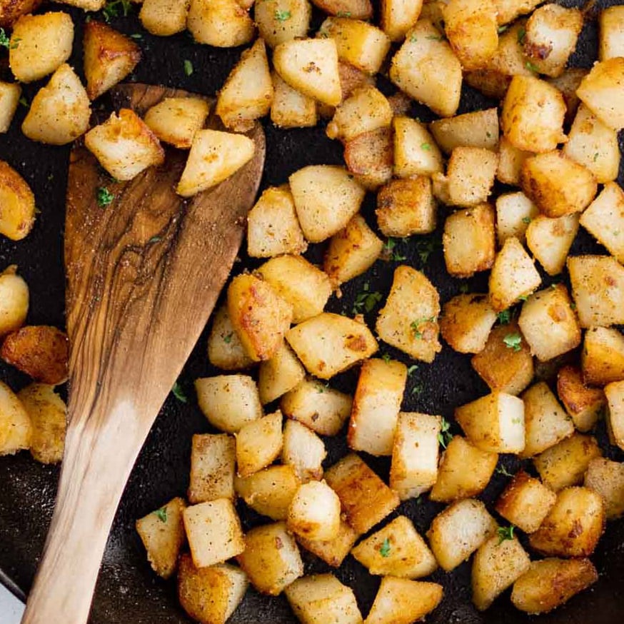 Cast Iron Skillet Potatoes - Biscuits & Burlap
