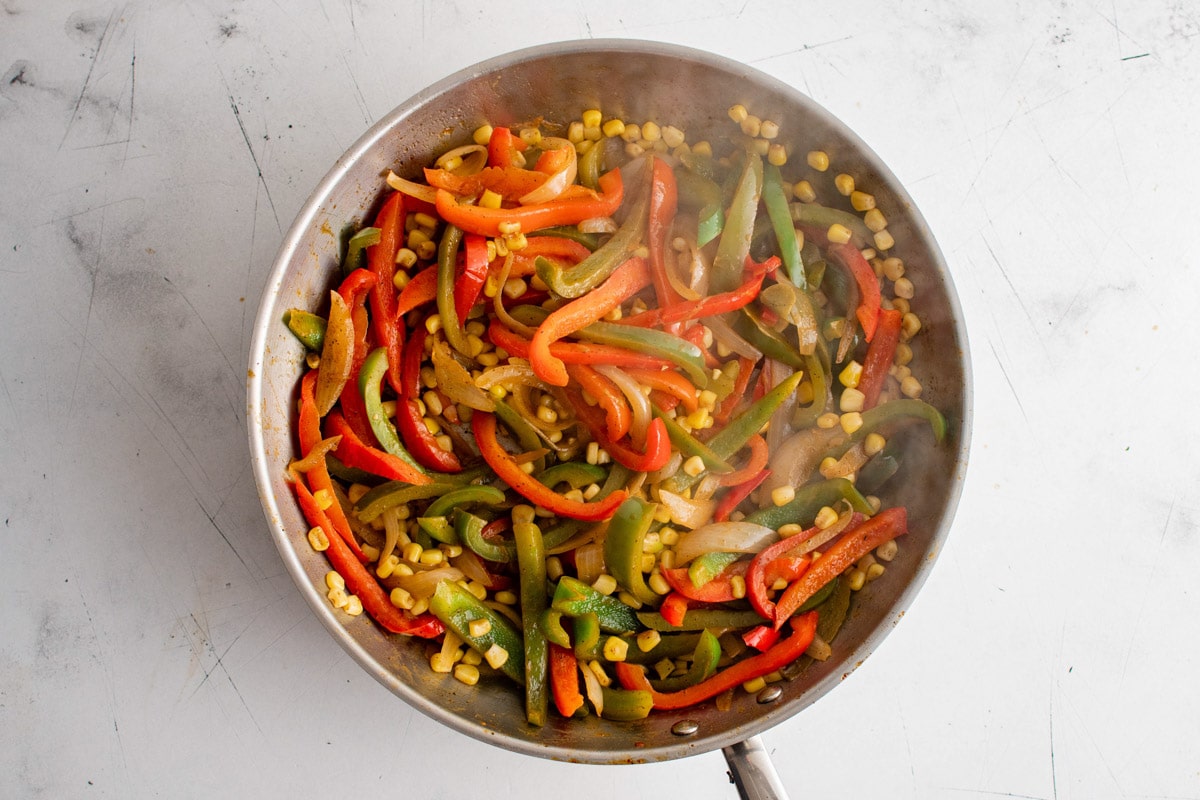 6 green bell pepper recipes, including fajitas, salad and stew - The  Washington Post