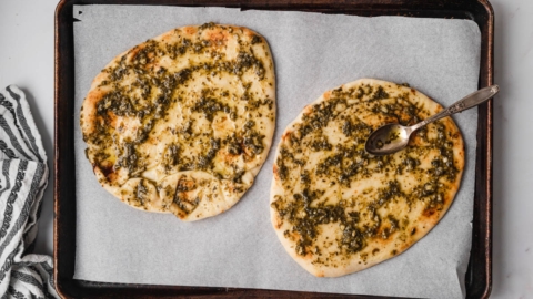 2 flatbreads with pesto.