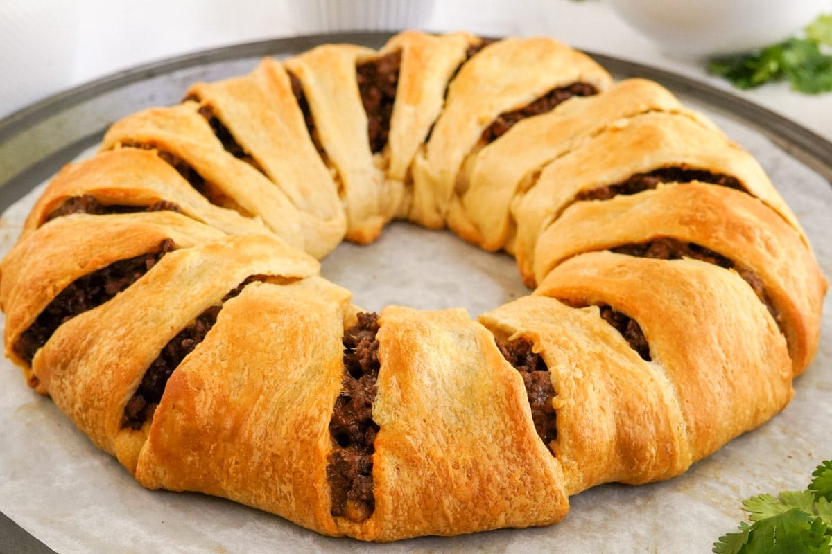 baked crescent taco ring