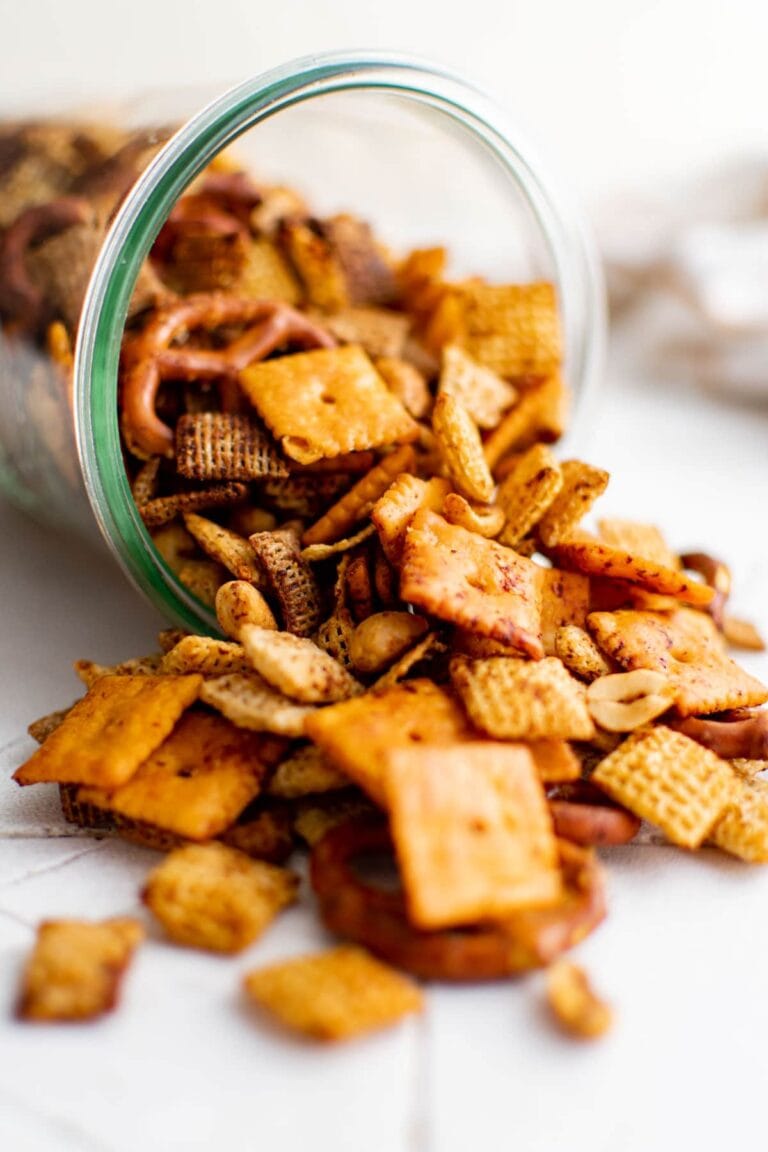 Spicy Chex Mix {Easy Recipe for Holidays or Game Day} – Yellow Bliss Road