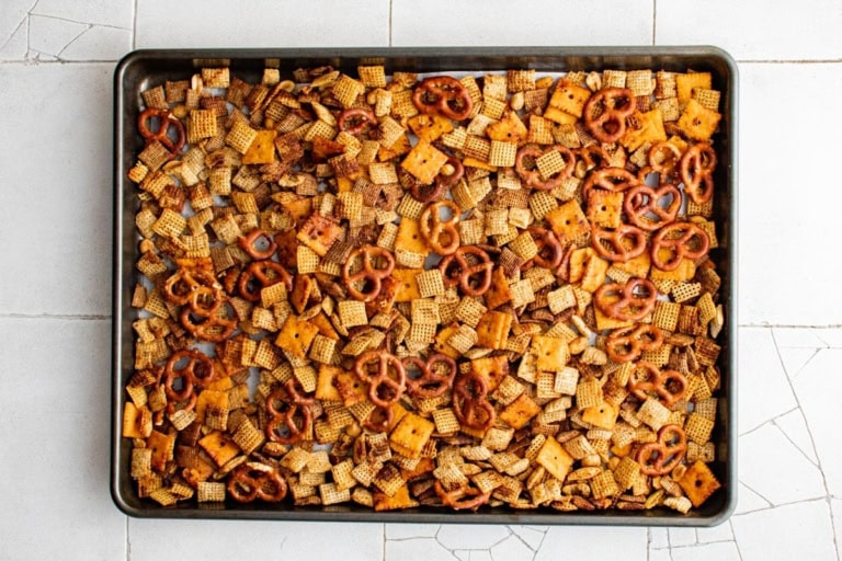 Spicy Chex Mix {Easy Recipe for Holidays or Game Day} – Yellow Bliss Road